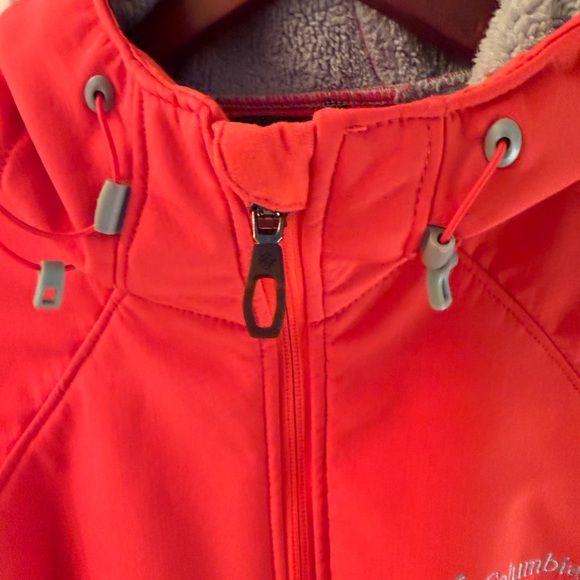 Columbia Outdoor Jacket - Picture 5 of 10